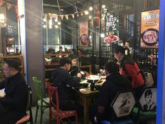 大堂-冯排骨涮烤火锅(华商国际城店)