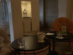 -Me Coffee下午茶艺术空间