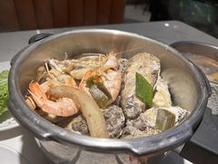 -享遇.锅姥姥牛排海鲜自助(小寨店)