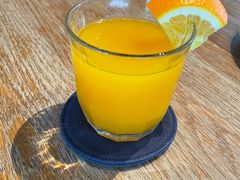 -ROAST coffee & eatery