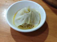 -莱莱小笼·乔艾