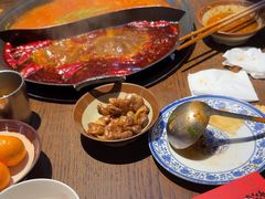 -萍姐火锅·公路夜市(武汉首店)