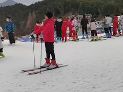 -大别山南武当滑雪场