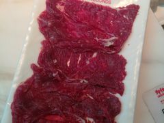 现切鲜嫩牛肉-为什么牛潮汕牛肉火锅(中信广场店)