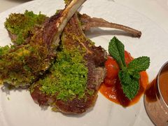 香煎法式羊扒配土豆饼-港丽餐厅(高德置地店)