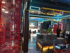 -屋有岛沉浸游戏旗舰店(中山公园店)