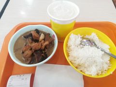 -六和餐饮(东城根店)