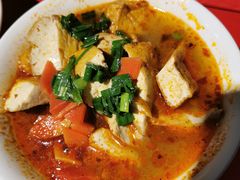 -蓝田九大碗民俗食府(蓝田店)