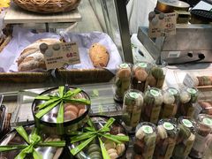 -blt精品超市(杭州城西银泰店)