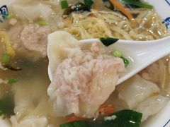 -长人馄饨铺(解放街店)