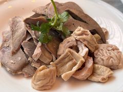 -侬佳蒸菜馆(听潮店)