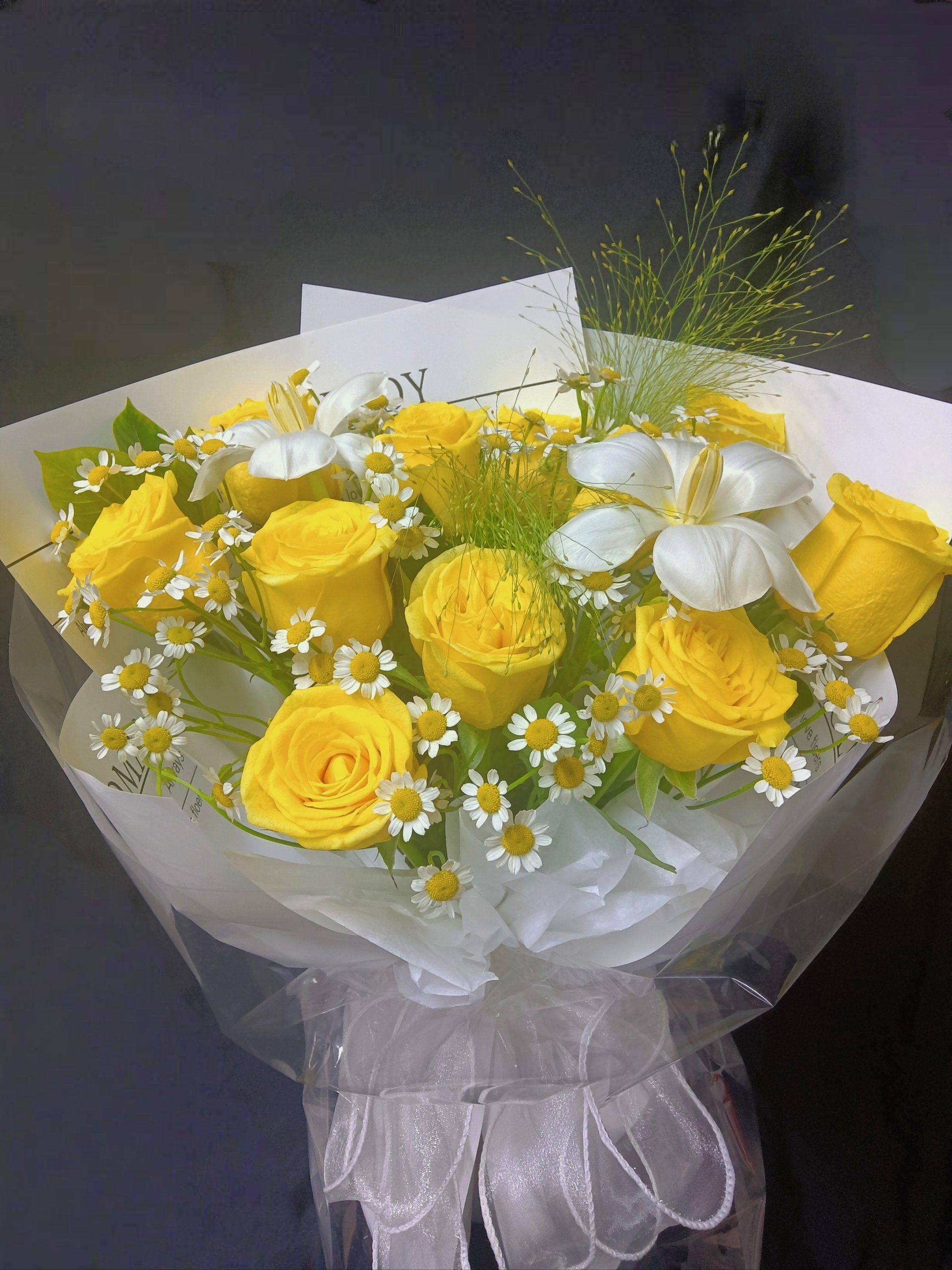 《玫瑰的故事》黄玫瑰花束