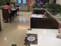 大堂-嘉和一品粥(首经贸店)