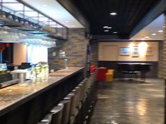 -上海锦江汤臣洲际大酒店柒酒廊