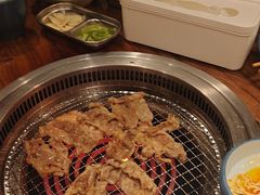 -明洞阿姨·韩式酱蟹烤肉·创意料理(三元桥店)