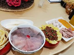 -小天鹅火锅·一线江景洪鼎旗舰店(洪崖洞店)
