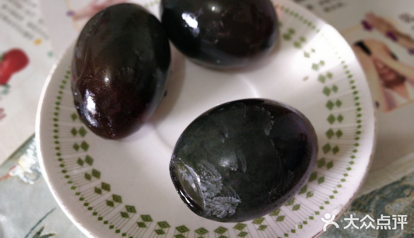 凉拌皮蛋,炎炎夏日里的开胃小菜