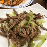 配着精酿美极了。不喝后悔。杏皮茶也好喝，解腻
