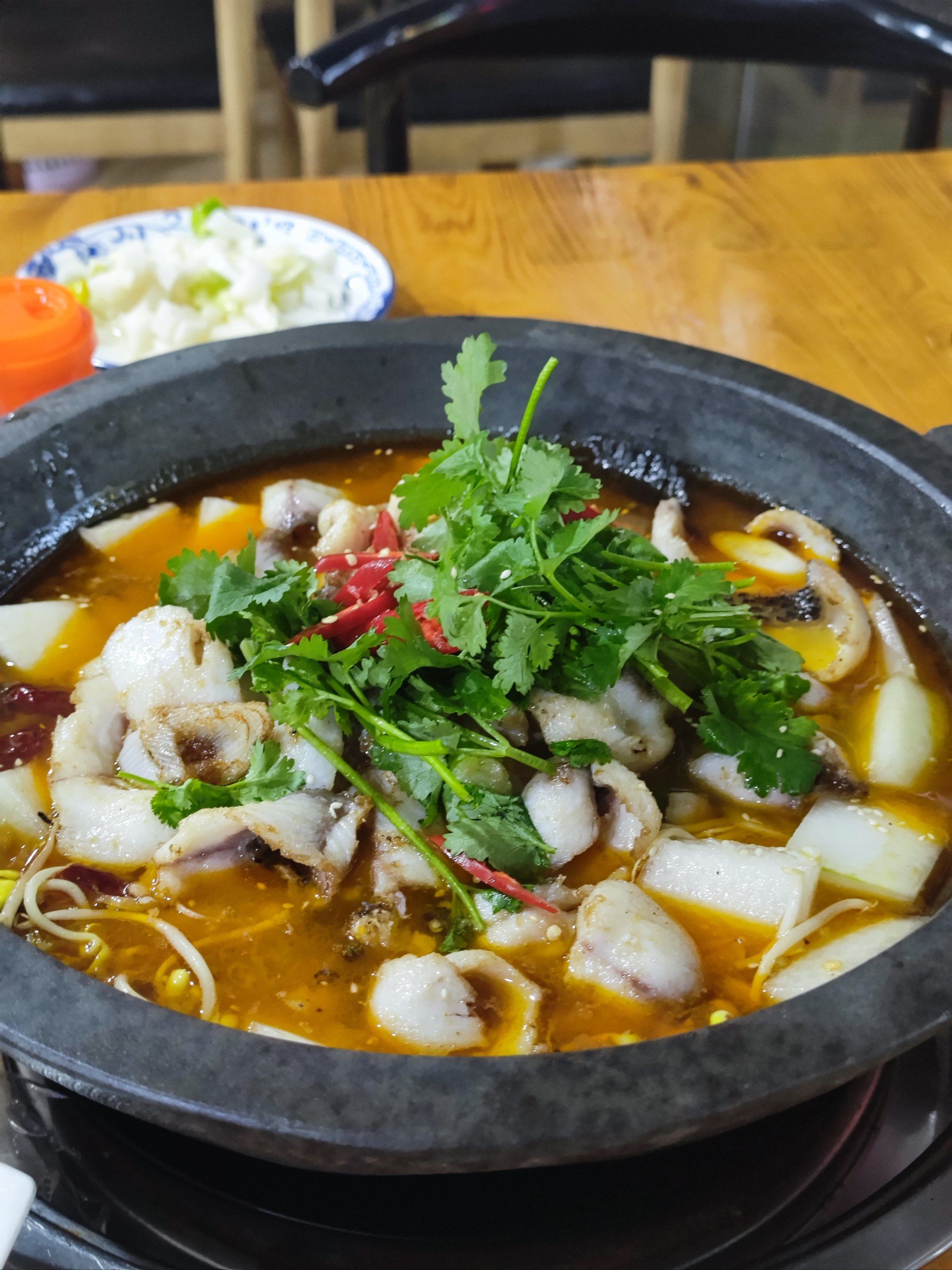 咸阳出租车司机伪造计价数据骗钱被罚