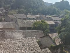 -高荡千年布依古寨旅游景区