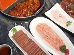 -热火朝天鲜切牛肉火锅(南强街巷店)
