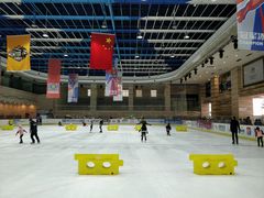 -冠军冰场(环球中心店)