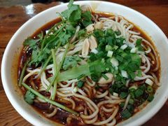 -秦云老太婆摊摊面(园博园店)