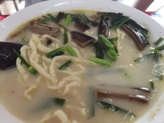 -三百碗宝应长鱼面(板仓街店)