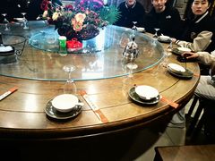 -大宝全猪馆(南京路店)