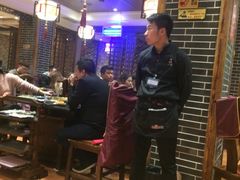 撒贝宁-老夏老火锅(正宁路店)