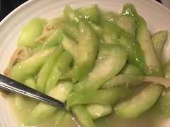清炒有机白关丝瓜-老头儿油爆虾·1987杭州烟火味(湖滨银泰in77D区店)