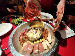 -谭鸭血老火锅(万象九宜城店)