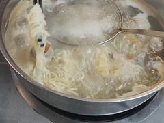-官塘陈记鱼生·潮汕砂锅粥·牛肉火锅(潮枫路总店)