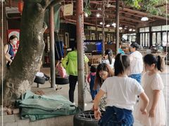 -鲤鱼塘农家山庄