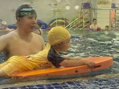 -蓝旗亲子游泳(范湖万达广场店)