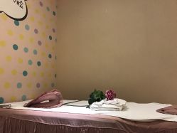 -蕾蕾美颜美容美体