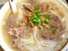 生滚鲜牛肉捞河粉-荔林食店(西华路店)