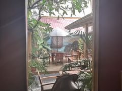 -Sala Thai Restaurant