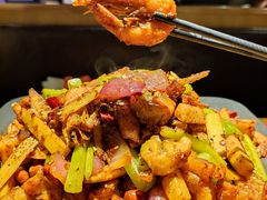 -炭舍干锅·烤鱼(扬名广场店)