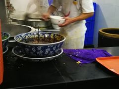 -牛一嘴·兰州牛肉面·大盘鸡(财富中心店)