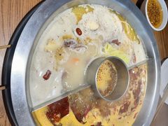-佬土鹅肠火锅(解放路店)