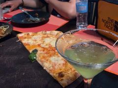 -Trattoria Altrove