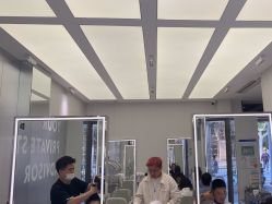 -PE SALON