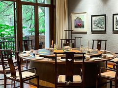 -黔蘑菇四季餐厅(观山湖店)