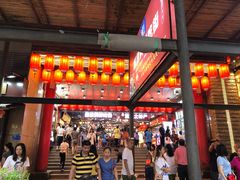 -八一好吃街·高品美食广场