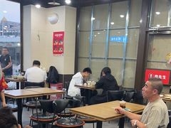 -李先生牛肉面大王(北京站售票厅餐厅)