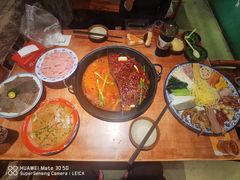 -周小明火锅(黑金冠社区店)