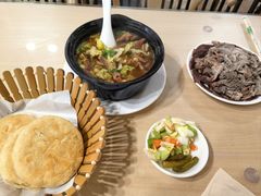 -闫家驴肉老店(华电一校店)