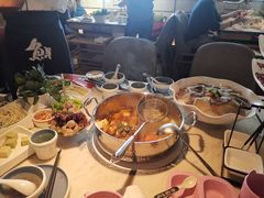 -左庭右院鲜牛肉火锅(浦江欢乐颂店)