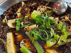 特色红油锅-川道拐耗儿鱼(置信路店)